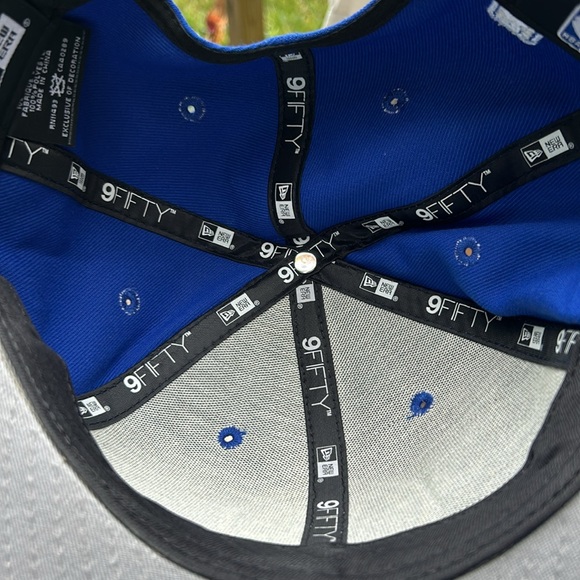 Golden State Warriors New Era NBA Finals Champions 9FIFTY Snapback Cap Hat (Cel) - Picture 4 of 5